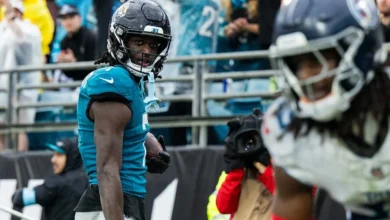 Jacksonville Jaguars wide receiver Brian Thomas Jr. (7) reacts after scoring on a 9-yard touchdown run against the Carolina Panthers during the first half at Ev…