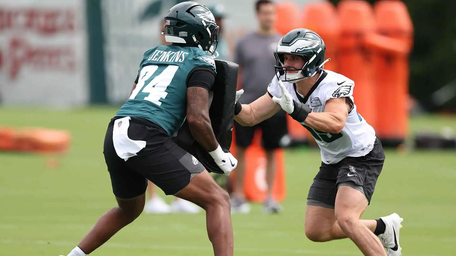 Jul 30, 2026; Philadelphia, PA, USA; Philadelphia Eagles linebacker Chance Campbell (59) and tight end E.J. Jenkins (84) during training camp at Jefferson Healt…