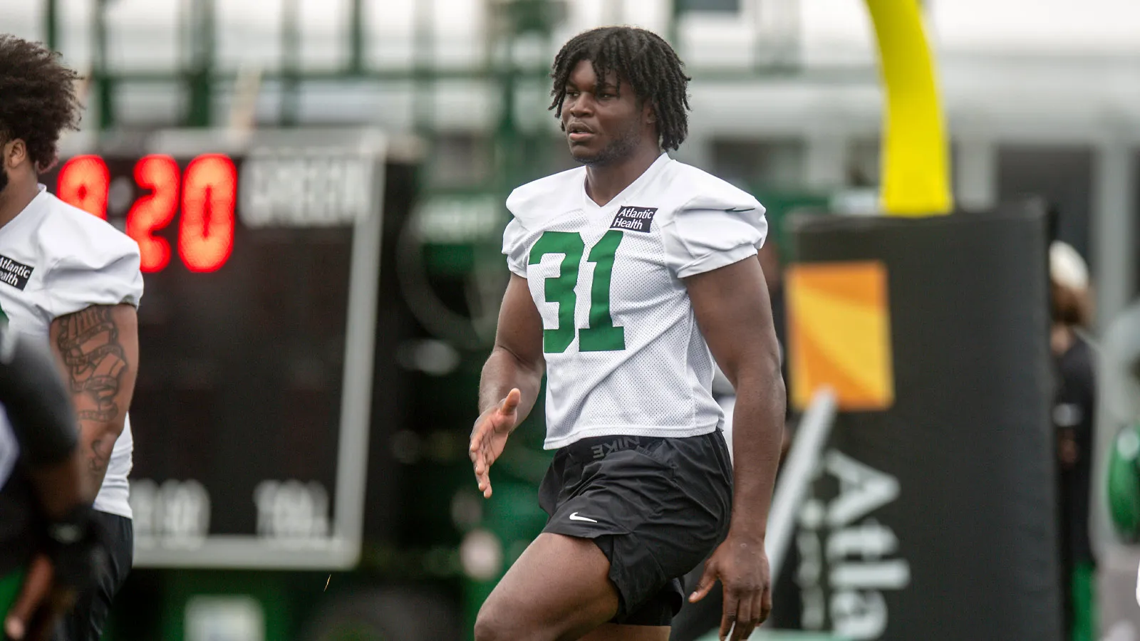 Jul 30, 2026; Florham Park, NJ, USA; New York Jets edge David Bailey (31) warms up during training camp at Atlantic Health Jets Training Center. Mandatory Credi…
