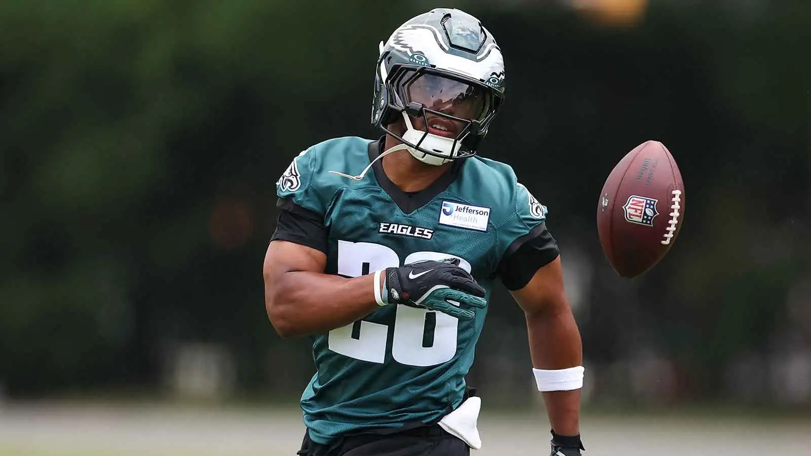 Jun 10, 2026; Philadelphia, PA, USA; Philadelphia Eagles running back Saquon Barkley (26) runs a drill during minicamp at Jefferson Health Training Complex. Man…