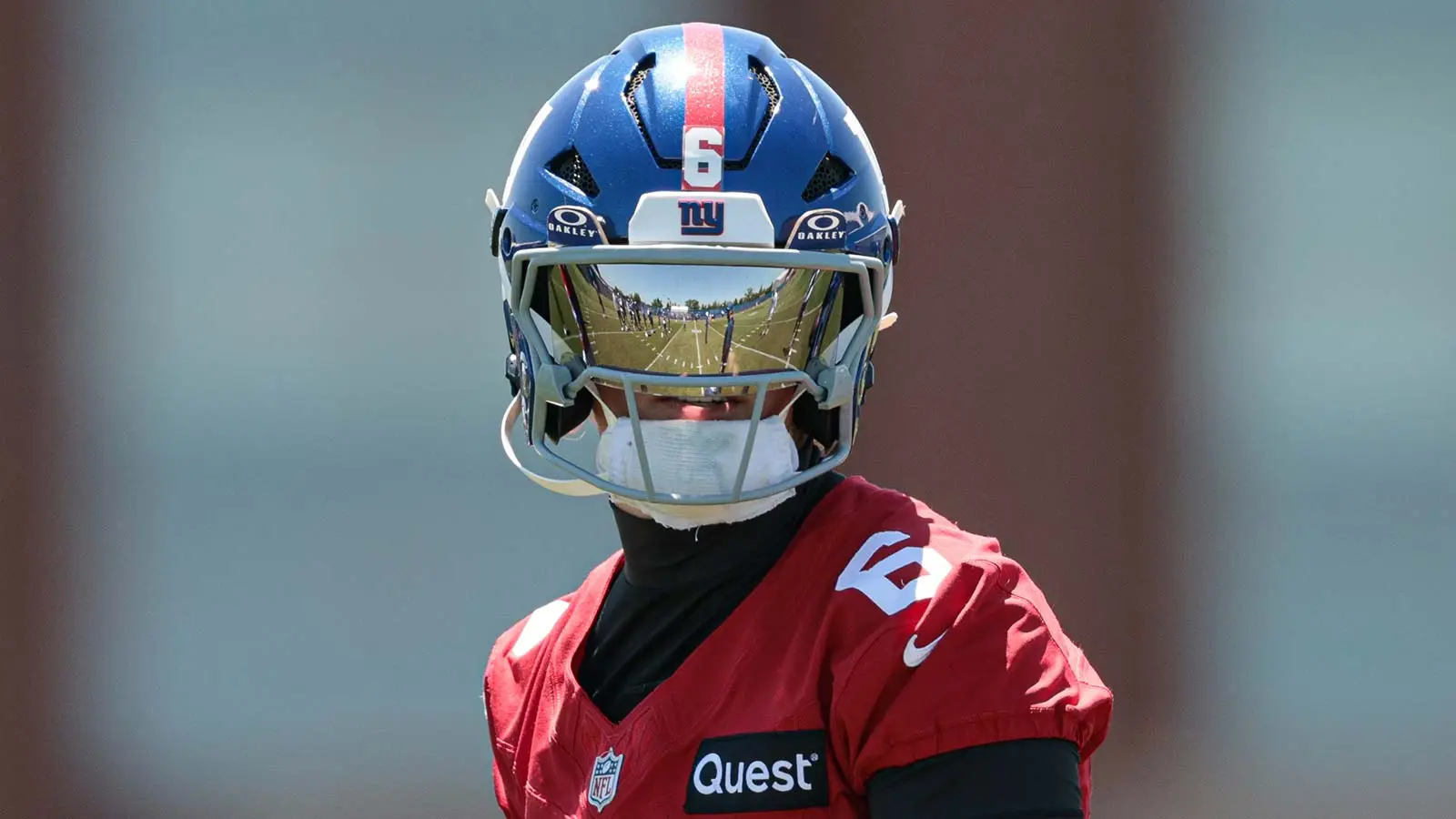Jun 3, 2026; East Rutherford, NJ, USA; New York Giants quarterback Jaxson Dart (6) throws the ball during organized team activities at Quest Diagnostics Trainin…