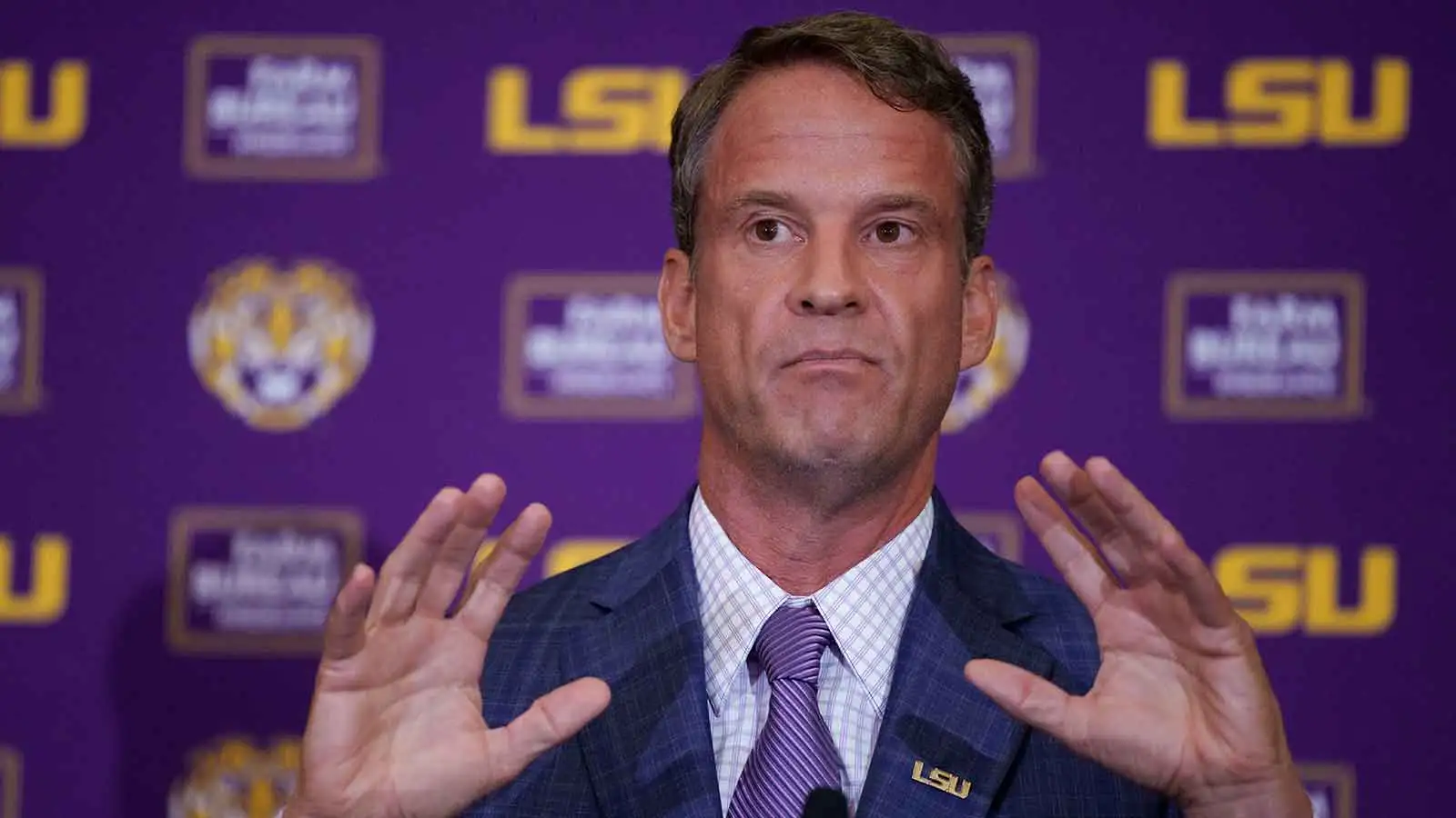 Dec 1, 2025; Baton Rouge, LA, USA; LSU new head coach Lane Kiffin speaks at South Stadium Club at Tiger Stadium. Mandatory Credit: Matthew Hinton-Imagn Images