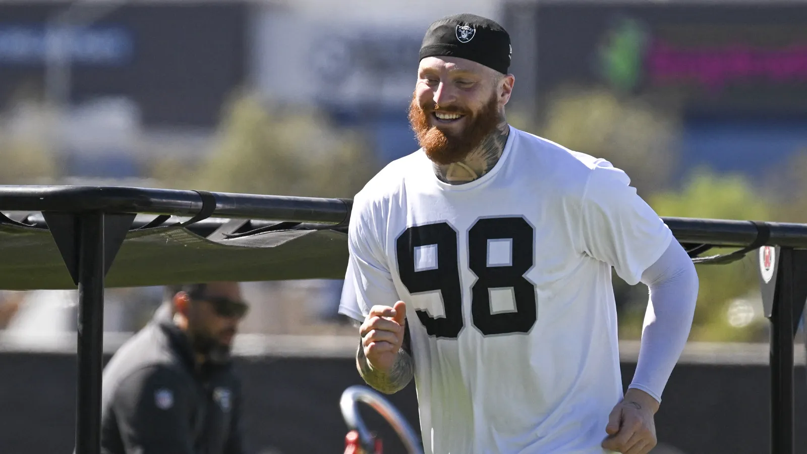May 28, 2026; Henderson, NV, USA; Las Vegas Raiders defensive end Maxx Crosby (98) warms up during organized team activities at Intermountain Health Performance…