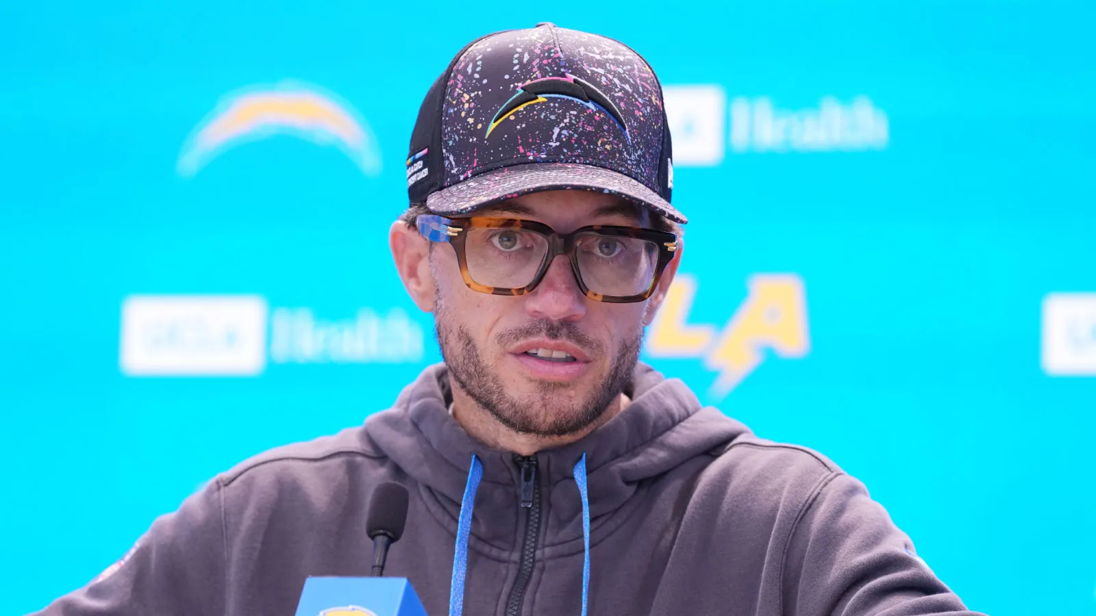Jul 31, 2026; El Segundo, CA, USA; Los Angeles Chargers offensive coordinator Mike McDaniel during training camp press conference at The Bolt. Mandatory Credit:…
