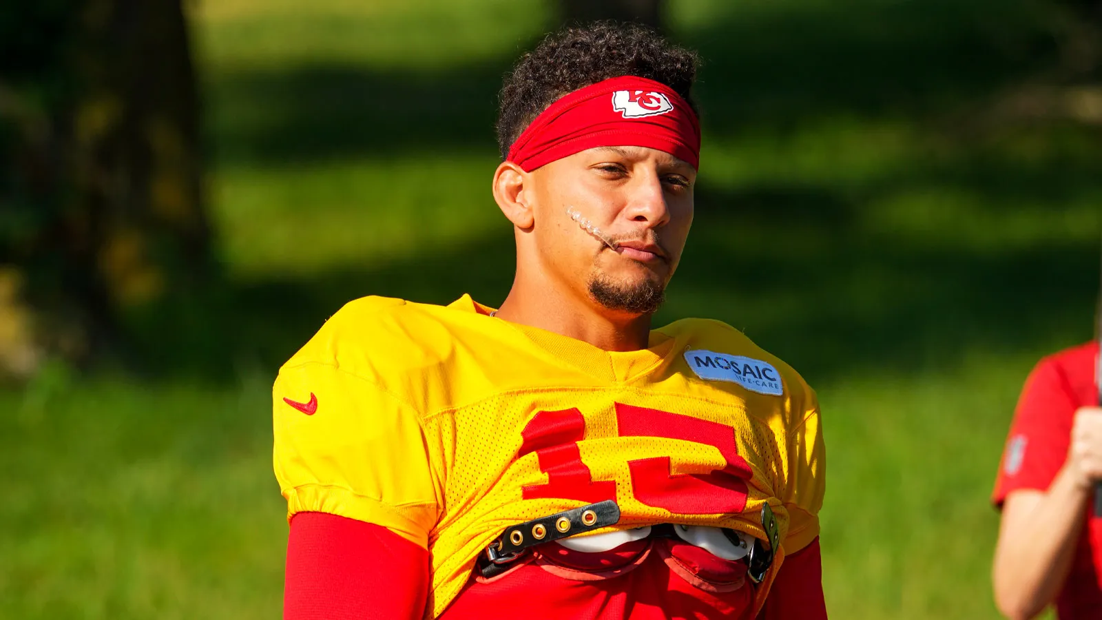 Aug 3, 2026; Kansas City, MO, USA; Kansas City Chiefs quarterback Patrick Mahomes (15) walks down the hill to the fields prior to training camp at Missouri West…