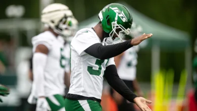 Jul 30, 2026; Florham Park, NJ, USA; New York Jets cornerback Qwan'tez Stiggers (37) warms up during training camp at Atlantic Health Jets Training Center. Mand…