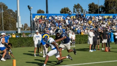 Matthew Stafford throwing during Los Angeles Rams training camp practice