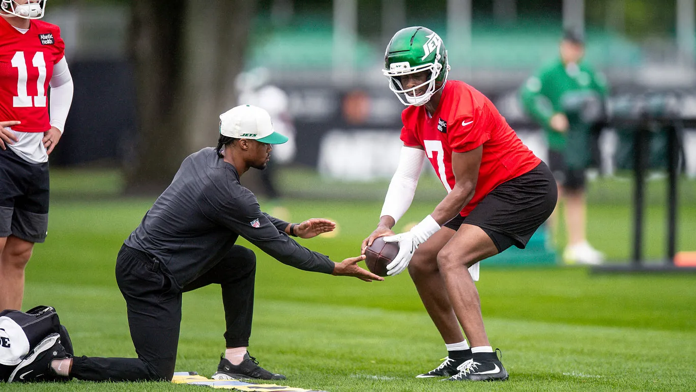 Jul 30, 2026; Florham Park, NJ, USA; New York Jets quarterback Geno Smith (7) participates in a drill during training camp at Atlantic Health Jets Training Cent…